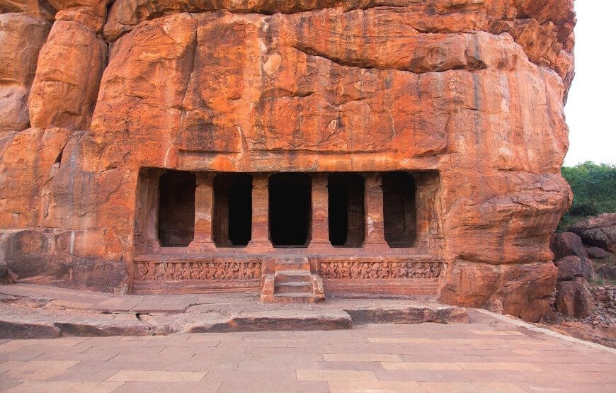 Hampi Badami – 04 Nights & 05 Days