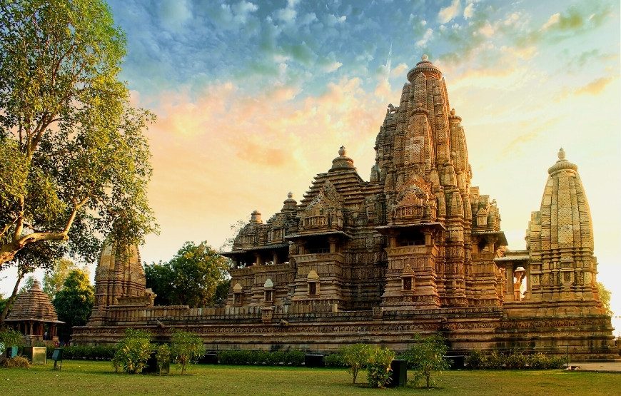 Khajuraho Jabalpur with Panna National Park – 03 Nights & 04 Days