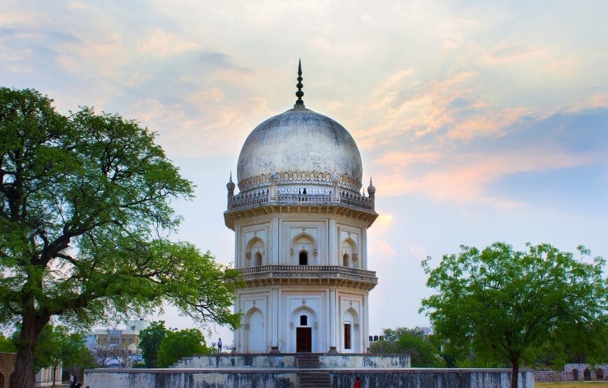 Hyderabad with Nagarjunasagar – 3 Nights & 4 Days